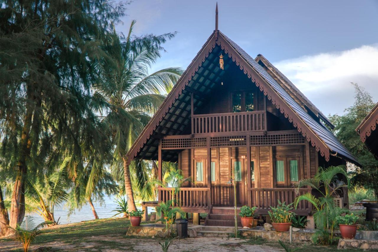 Bayu Lestari Island Resort Mersing Eksteriør billede