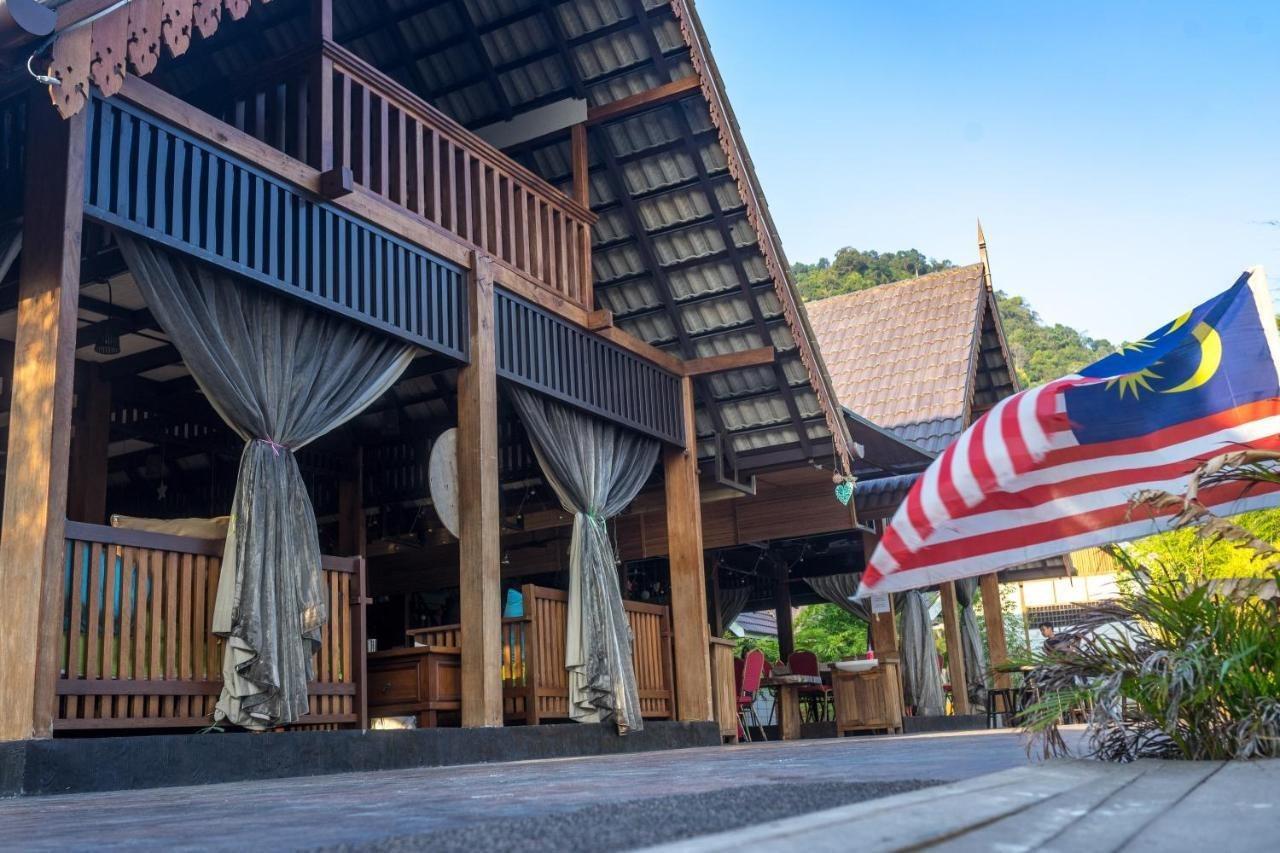 Bayu Lestari Island Resort Mersing Eksteriør billede