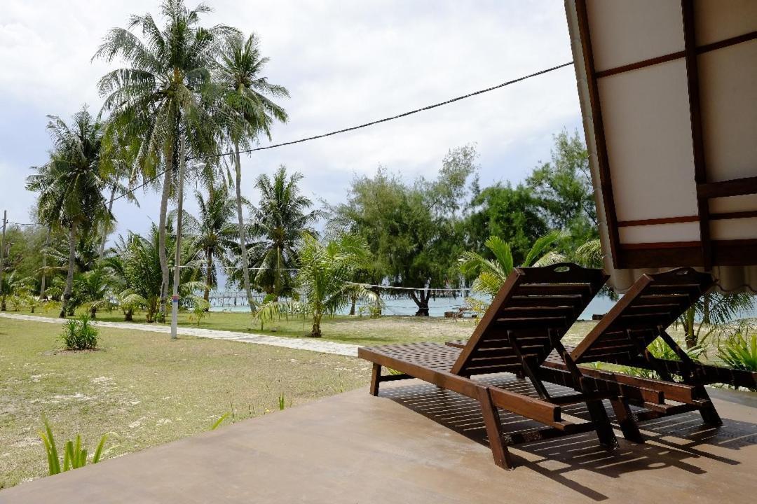 Bayu Lestari Island Resort Mersing Eksteriør billede