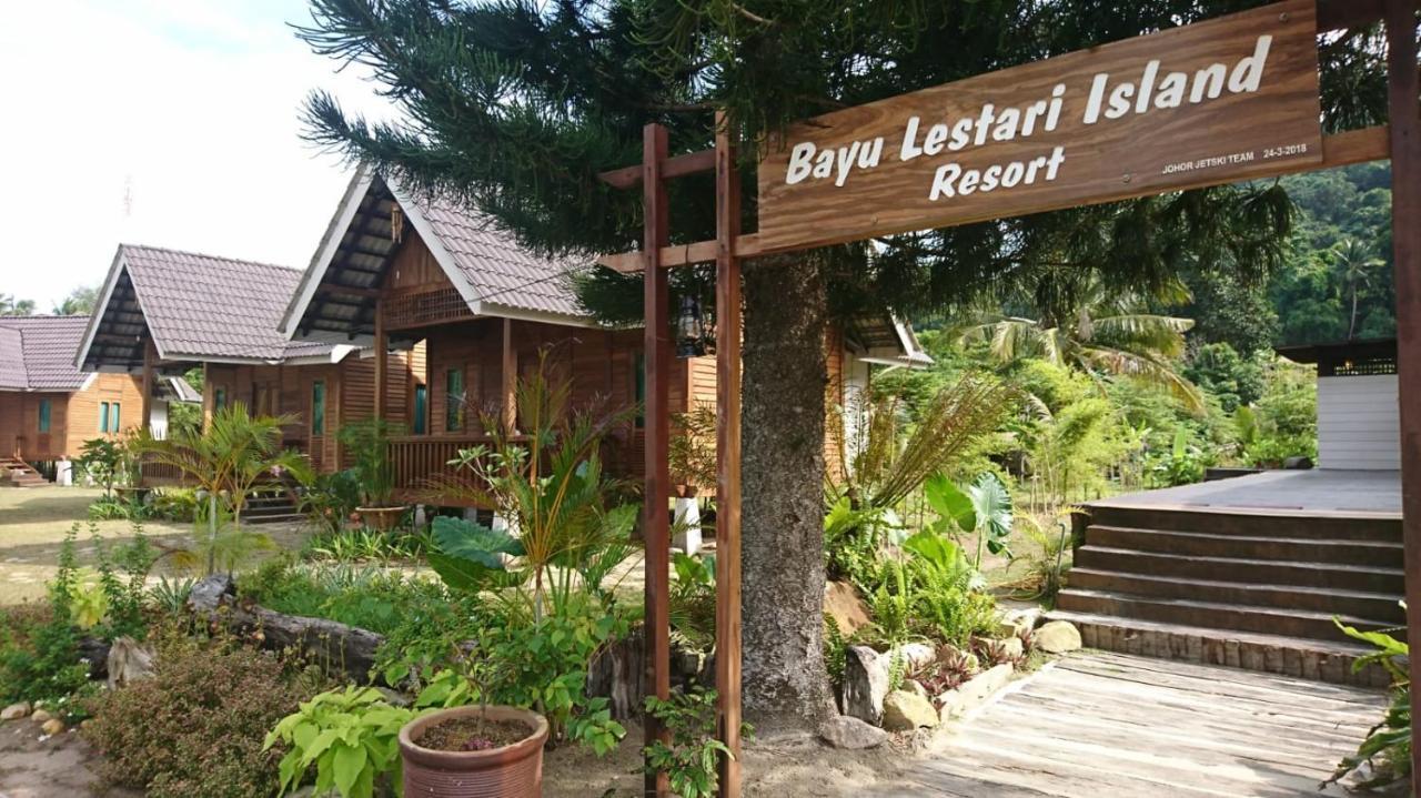 Bayu Lestari Island Resort Mersing Eksteriør billede