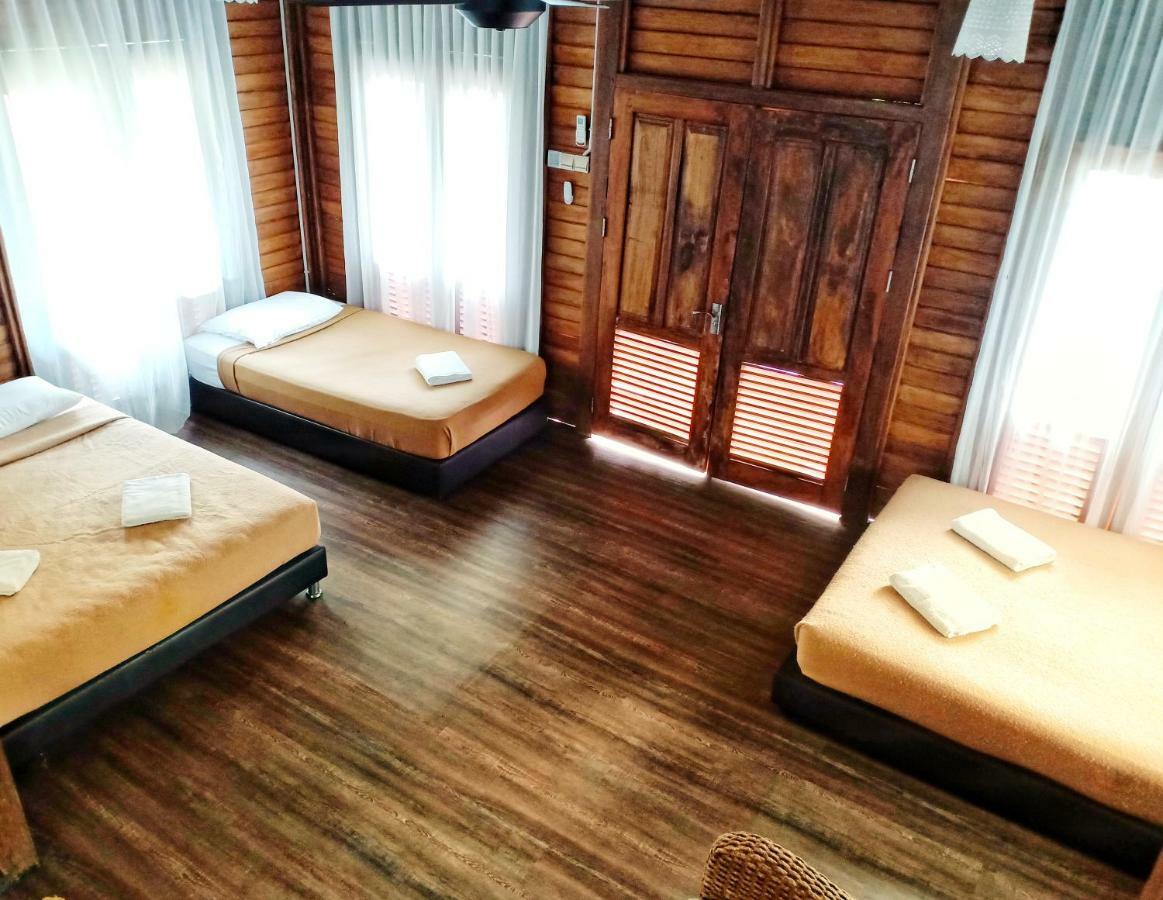 Bayu Lestari Island Resort Mersing Eksteriør billede